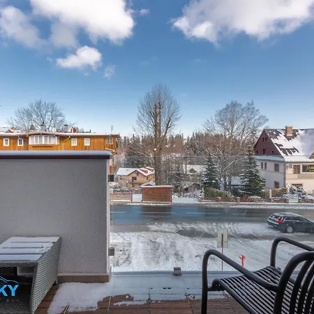 Bluesky - Pusta, Balkon, Spokojna Okolica, Blisko Szlakow I Wyciagow, Parking Podziemny Apartmán Karpacz
