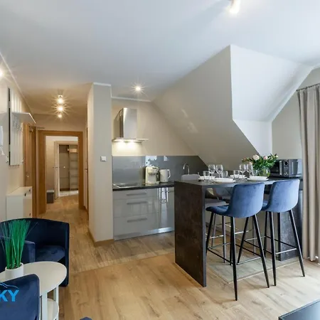 Bluesky - Pusta 8 - Nowoczesne Z Parkingiem Podziemnym Blisko Szlakow I Wyciagow شقة كارباش