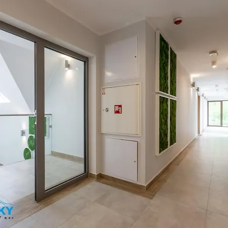 شقة Bluesky - Pusta 8 - Nowoczesne Z Parkingiem Podziemnym Blisko Szlakow I Wyciagow كارباش