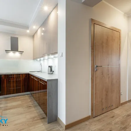 Bluesky - Pusta 8 - Nowoczesne Z Parkingiem Podziemnym Blisko Szlakow I Wyciagow * كارباش