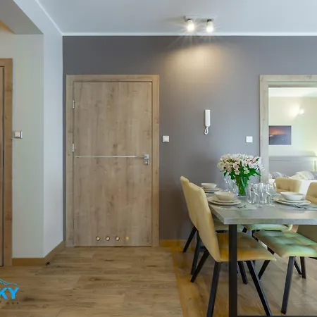 شقة Bluesky - Pusta 8 - Nowoczesne Z Parkingiem Podziemnym Blisko Szlakow I Wyciagow كارباش